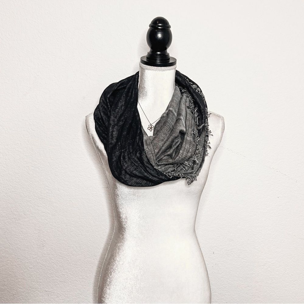 🍋 BCBG Max Azria Black & Gray Infinity Scarf - Frayed Edge Lightweight Viscose